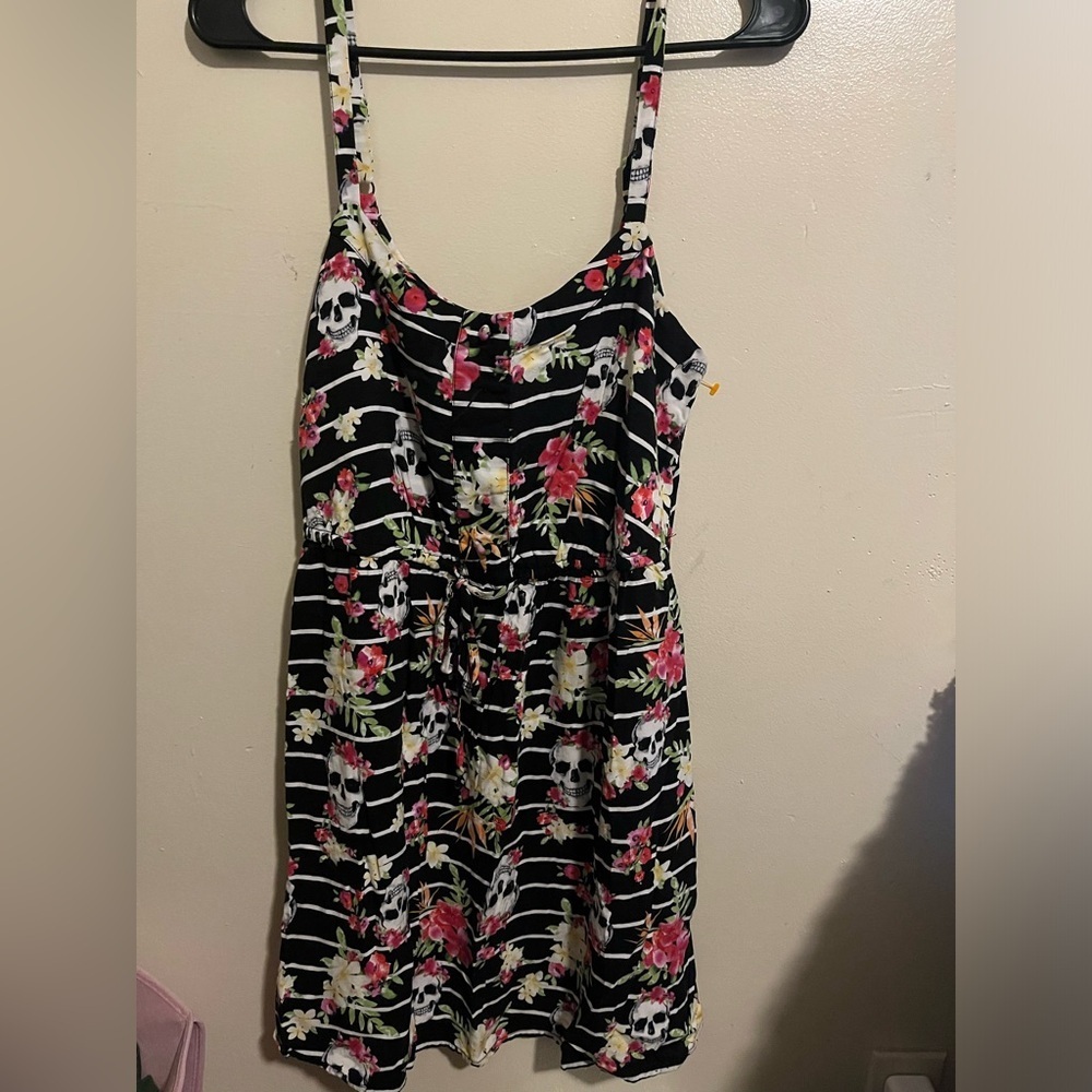 Hot topic dress